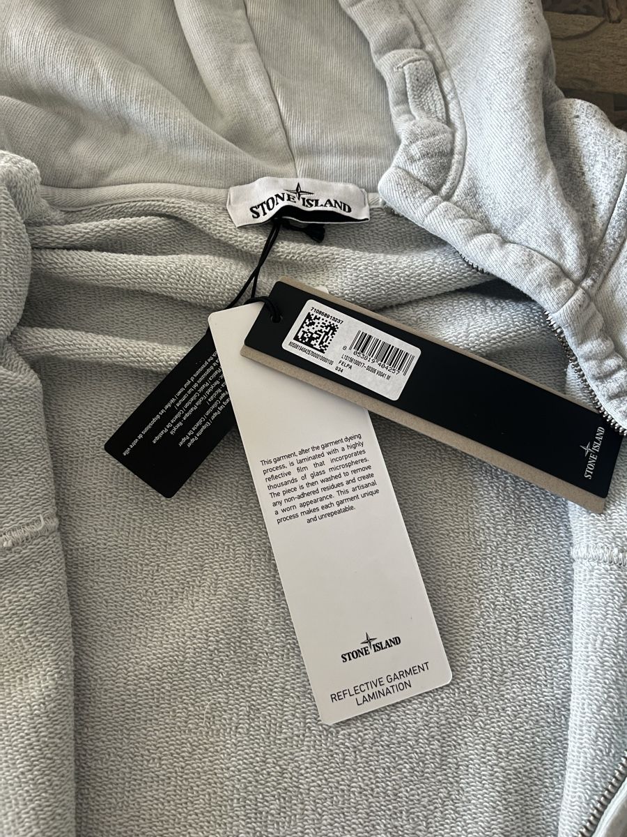 Stone Island Vestes: Stone Island reflective NEU – Neuf avec emballage d'origine à Oberwil BL par Babylon0 3