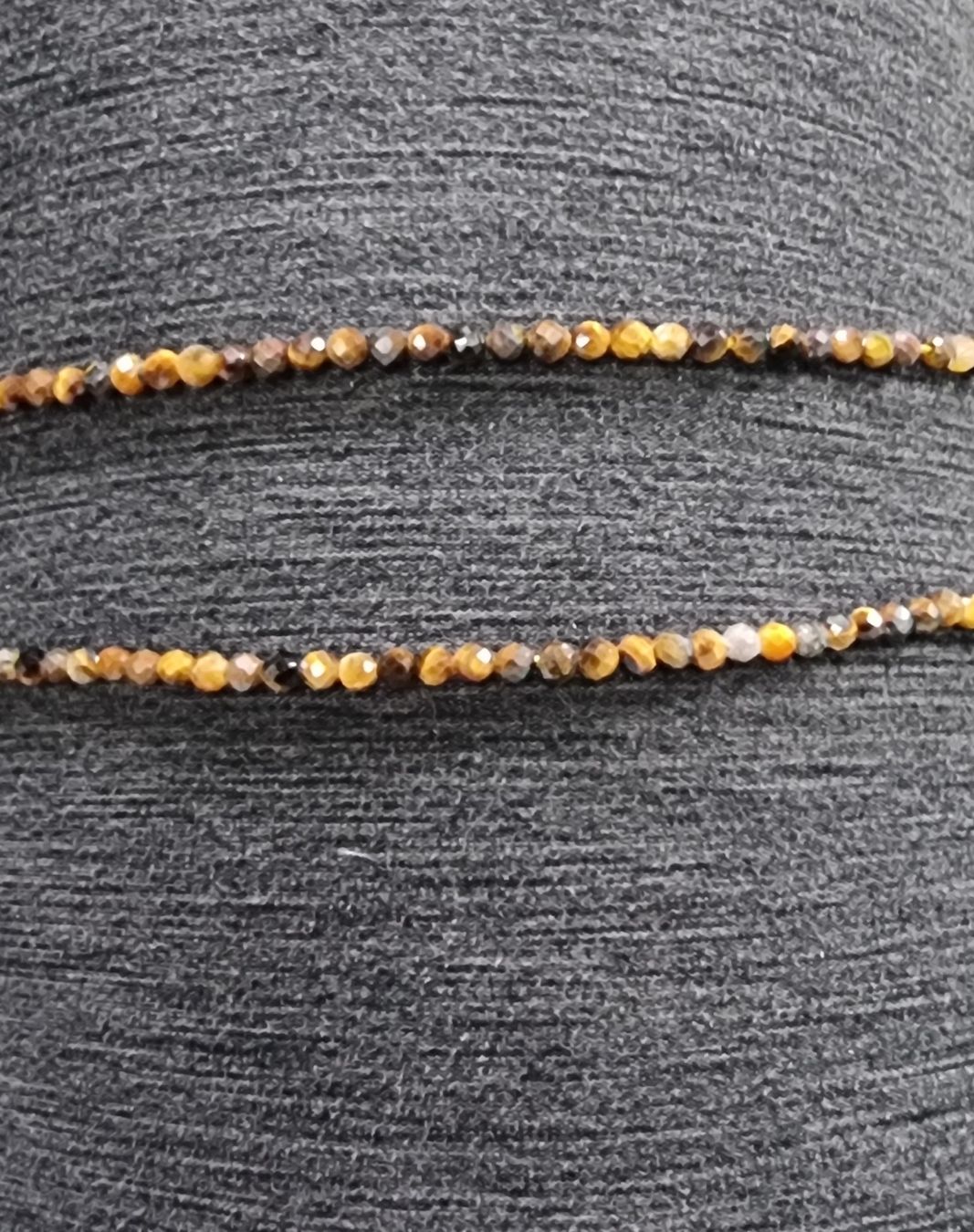 Pietre preziose: Tigerauge facettiert 3mm. Strang – Nuovo e nell'imballaggio originale da Menziken venduto da Mirager 3