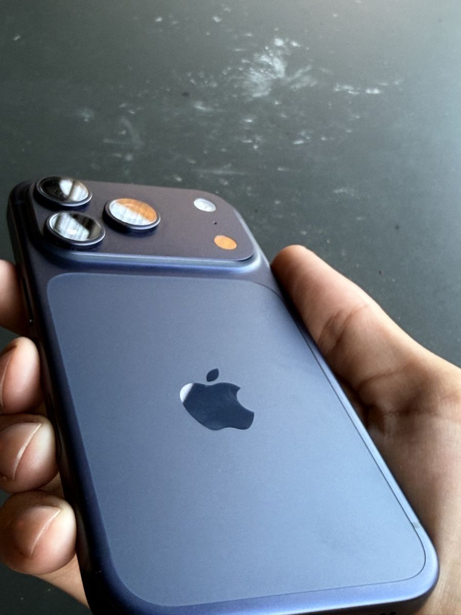 Apple Telefoni cellulari / Smartphones: Iphone 17 pro 256GB Deep Blue – Nuovo (secondo la descrizione) da Hettlingen venduto da semi76 5