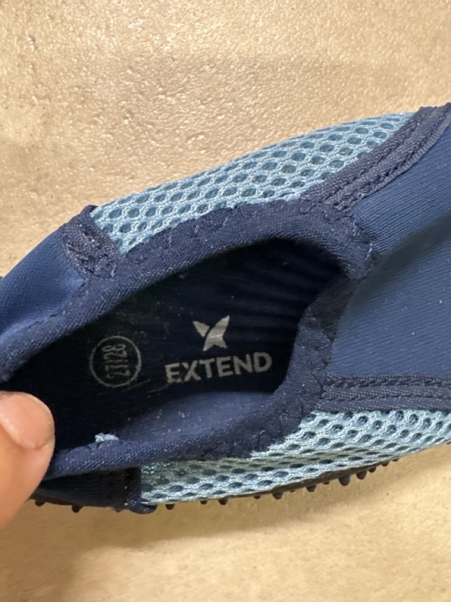 Chaussures hommes: Badeschuhe Extend Grösse 27/28 blau – D'occasion à Mülligen par Stalagmit 2