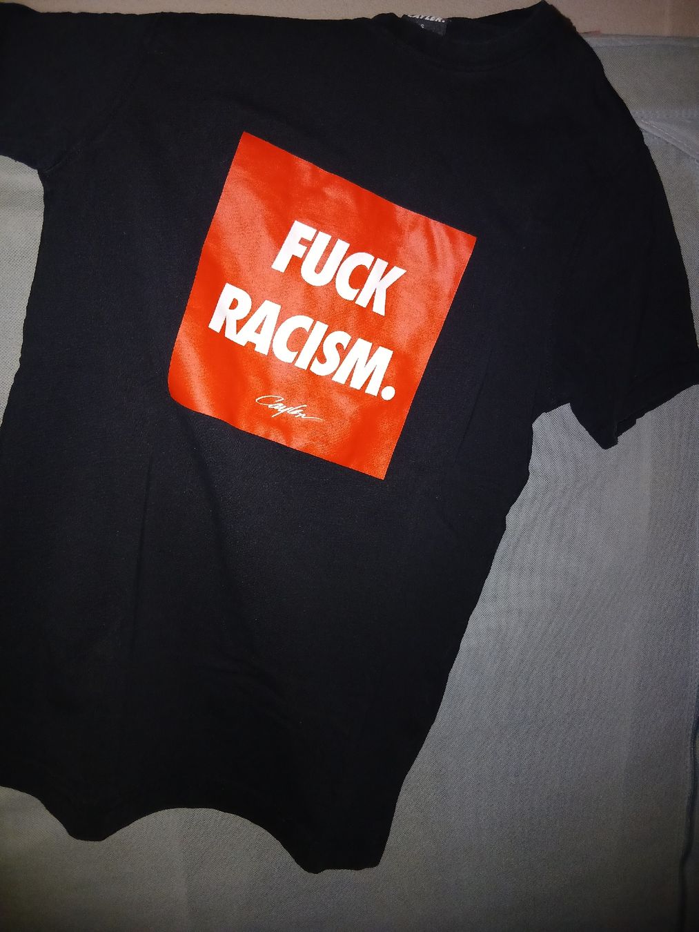 T-shirt: T-Shirt mit Motiv / Message – Nuovo (secondo la descrizione) da Galgenen venduto da Liv_Steinauer_1 2
