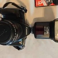 Canon EOS RT + Zubehör (Linsen, Tripod, Flash, etc.)