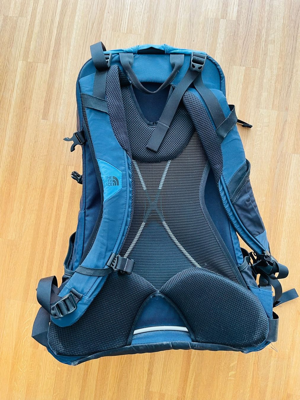 North Face Zaini: Sac à dos North Face  bleu bon état. – Usato da Zürich venduto da rit_y22r 1