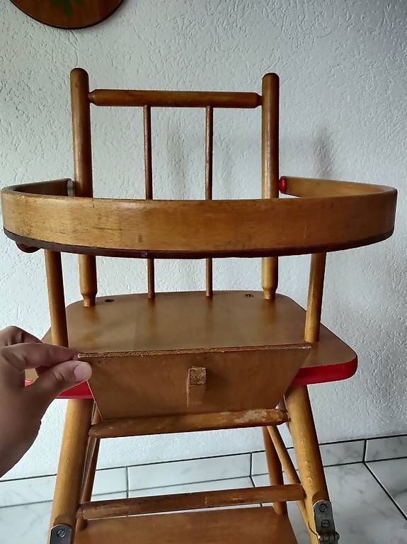 Hochstühle: Vintage Kinder Essstuhl – Gebraucht aus Schwyz von Francesca54 1