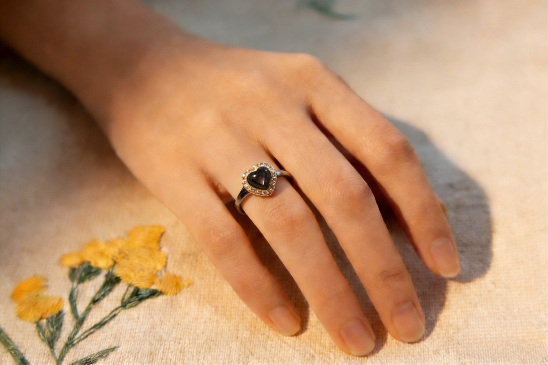 Anelli: NEW - S925 Hypersthene Ring (Adjustable) – Nuovo (secondo la descrizione) da Zürich venduto da cin_wcf6 6