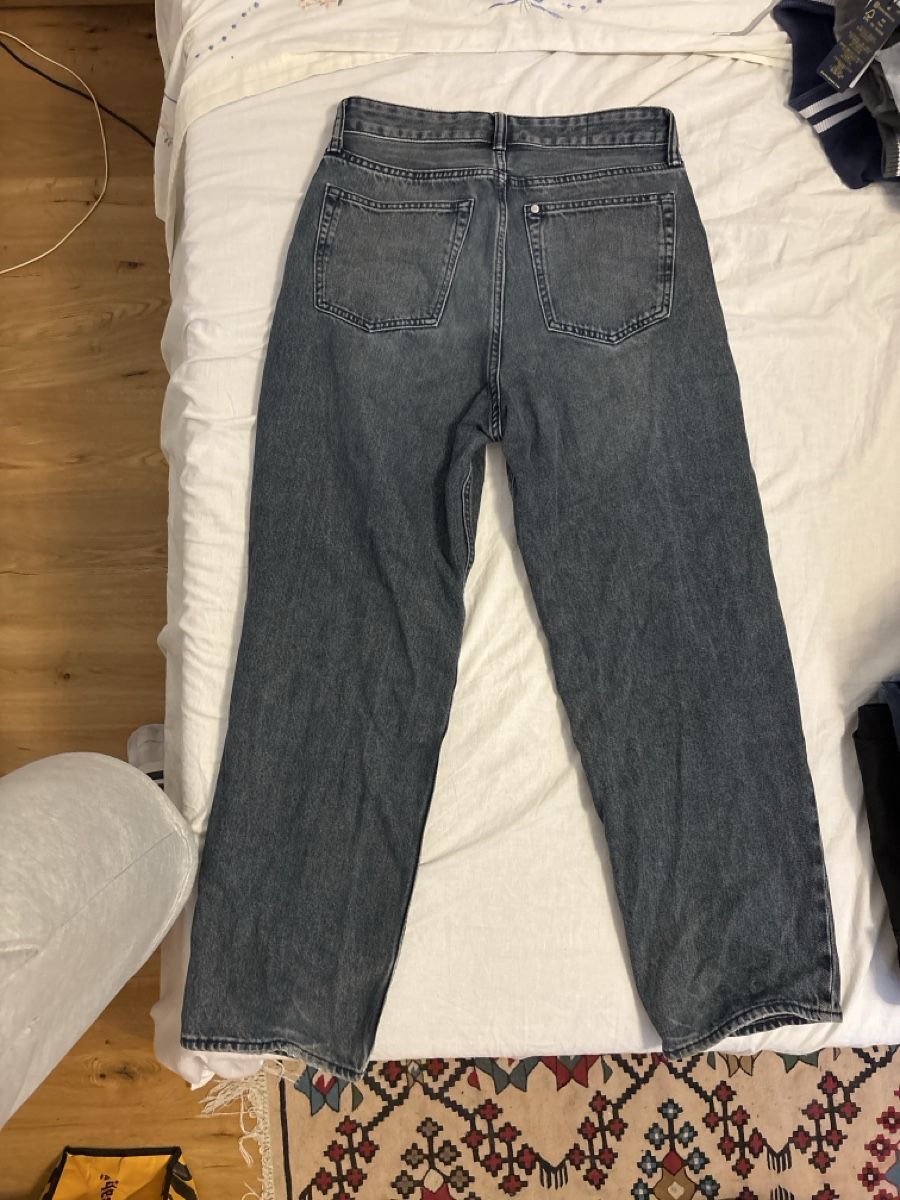 H&M Jeans: Loose Jeans H&M Grösse 29/32 – Nuovo (secondo la descrizione) da Münchenstein venduto da FlavioDe 1