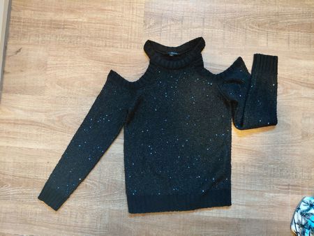 Damen Pullover schwarz mit Pailletten Grösse S
