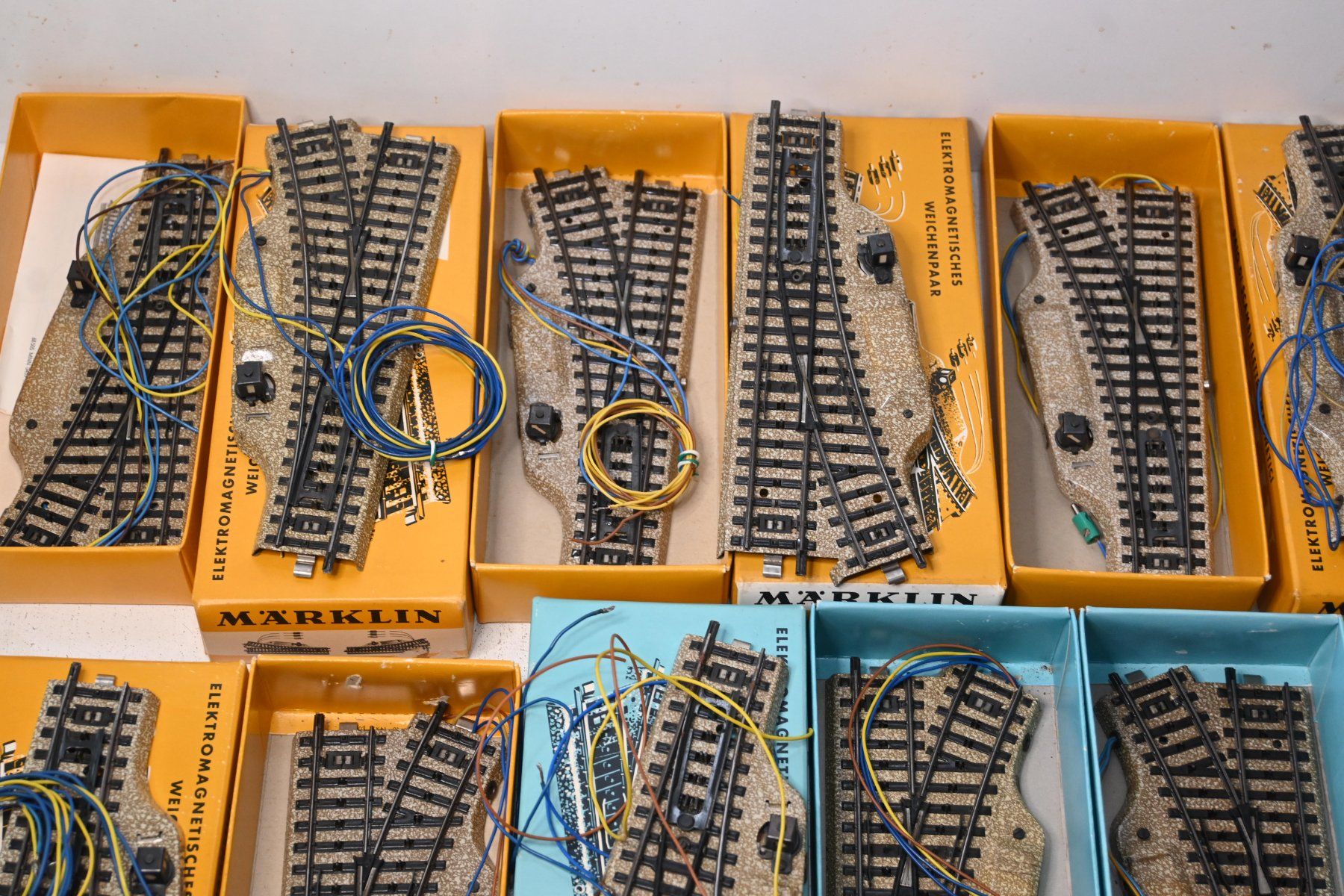 Märklin Modellini di ferrovie: Diverse Märklin M Weichen 5202 mit OVP – Usato da Laupen ZH venduto da Zmoewe 3