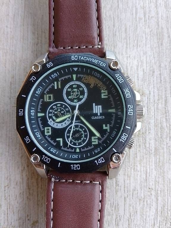 Orologi: Montre neuve pour homme – Usato da sion venduto da jopwf