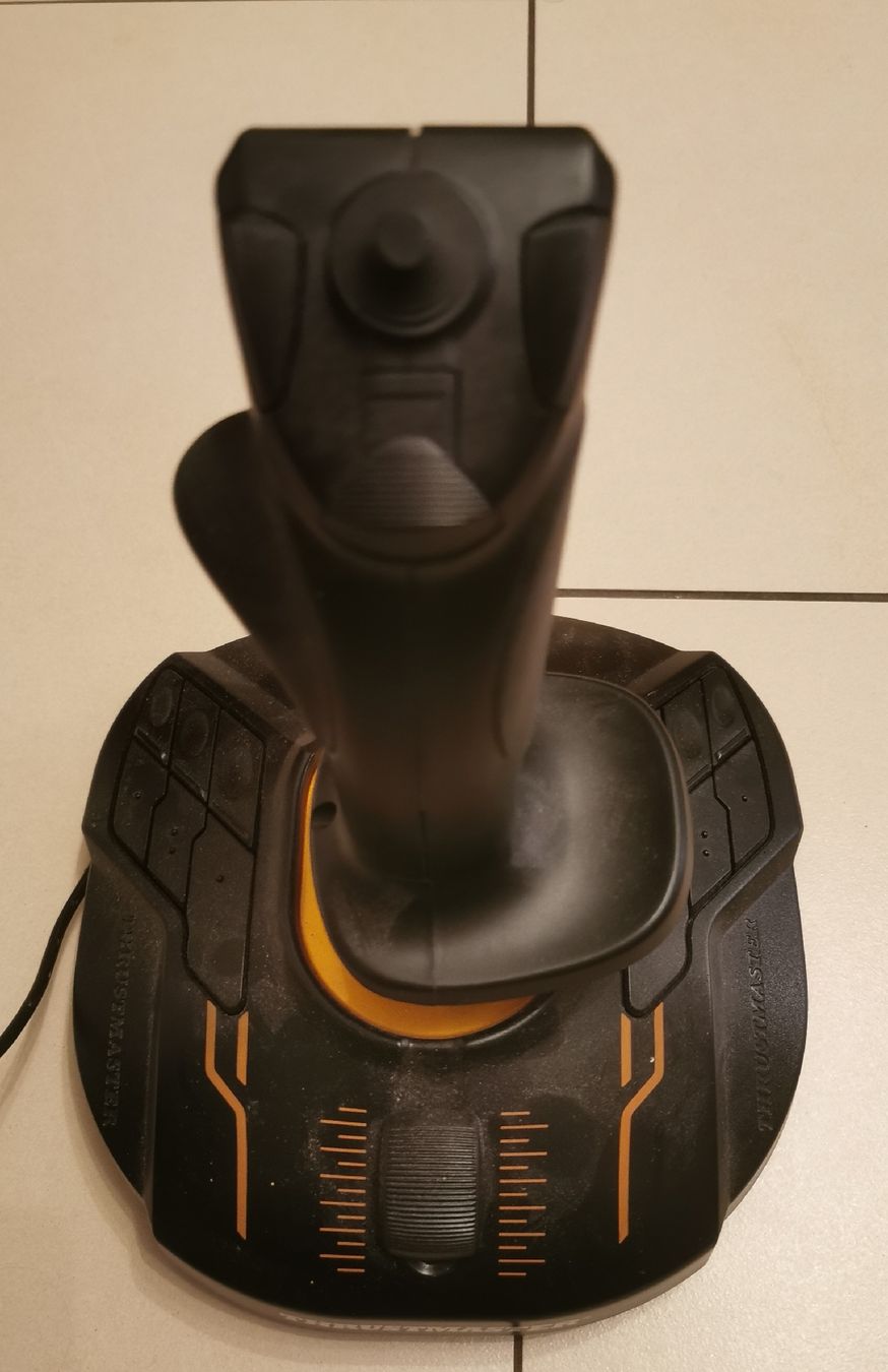 Thrustmaster Controller: Joystick thrustmaster – Usato da Magnedens venduto da Ga3l 1