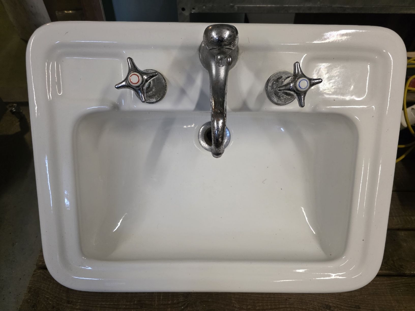 Lavabi & lavandini: Antikes Lavabo / Waschbecken – Usato da Rothrist venduto da rsu_96pl
