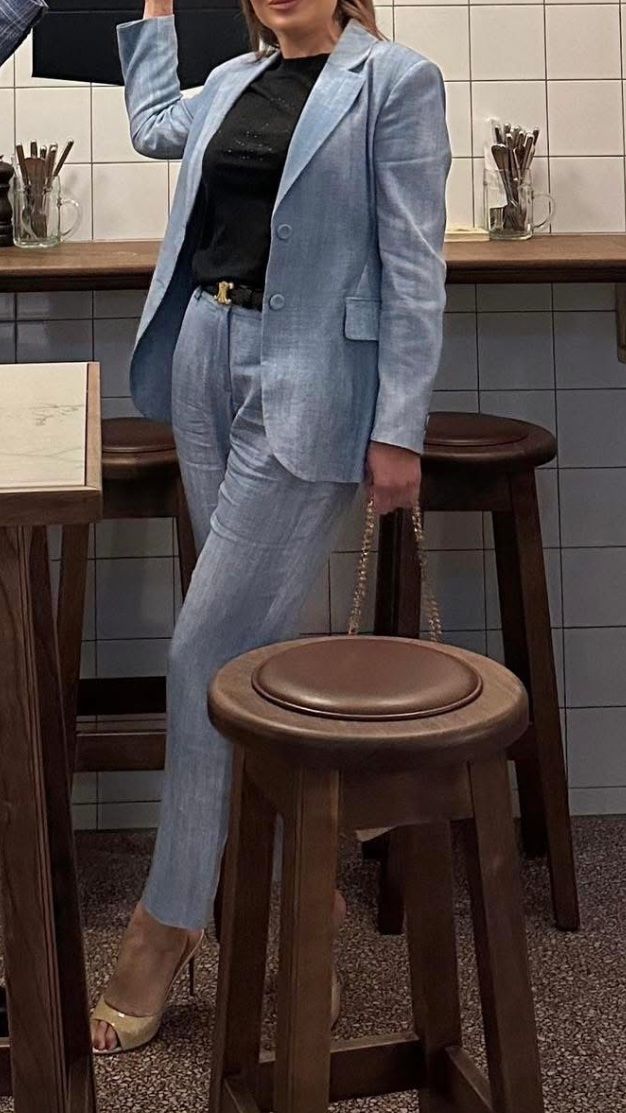 Completi & Tailleur: Ermanno Scervino Anzug Blazer+Hose Gr.S – Nuovo (secondo la descrizione) da Worblaufen venduto da fortuna.. 1