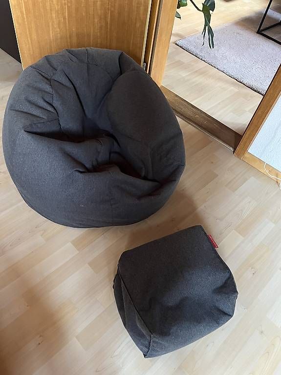 Sessel: Bean Bag mit kleinem Hocker  – Gebraucht aus Nidau von Weltenbummler83
