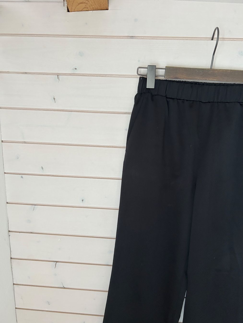 Max Mara Pantaloni: Max Mara Leisure Satin Hose - Gr. 34 – Usato da Illnau venduto da Monkky 5