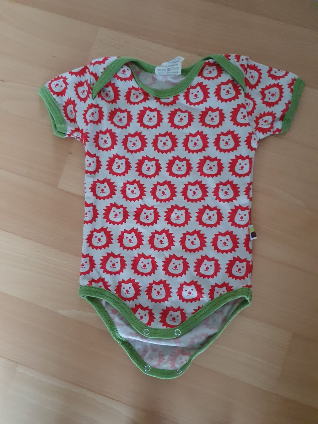 Lotti & Set di vestiti: Drei farbenfrohe Kurzarmbodys Gr. 50/56 – Usato da Winterthur venduto da Natascha_1994 1