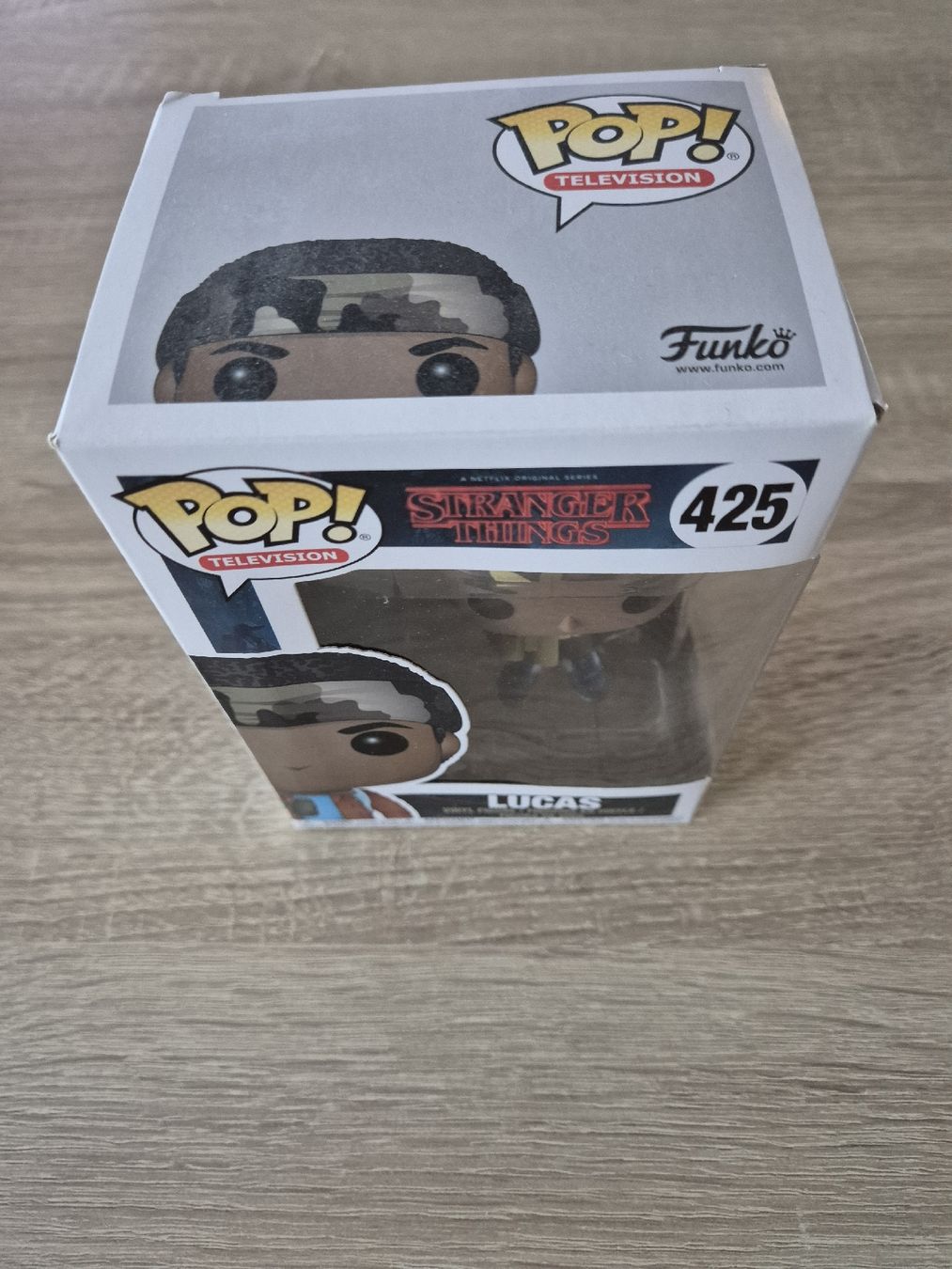 Funko Statuette: Funko Pop Stranger Things: Lucas Sinclair - N°425, Neuf – Nuovo e nell'imballaggio originale da La Chaux-de-Fonds venduto da joa_5yfy 4
