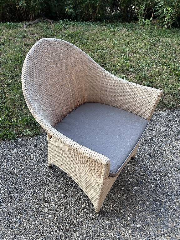 Tischset: Table et (4) chaises - extérieur  – Gebraucht aus Cuarnens von phi_xj9z 1