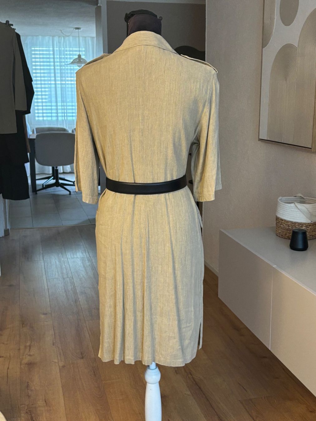 Max Mara Vestiti: Max Mara Blusenkleid Leinen – Usato da St. Margrethen SG venduto da dijanaO 1