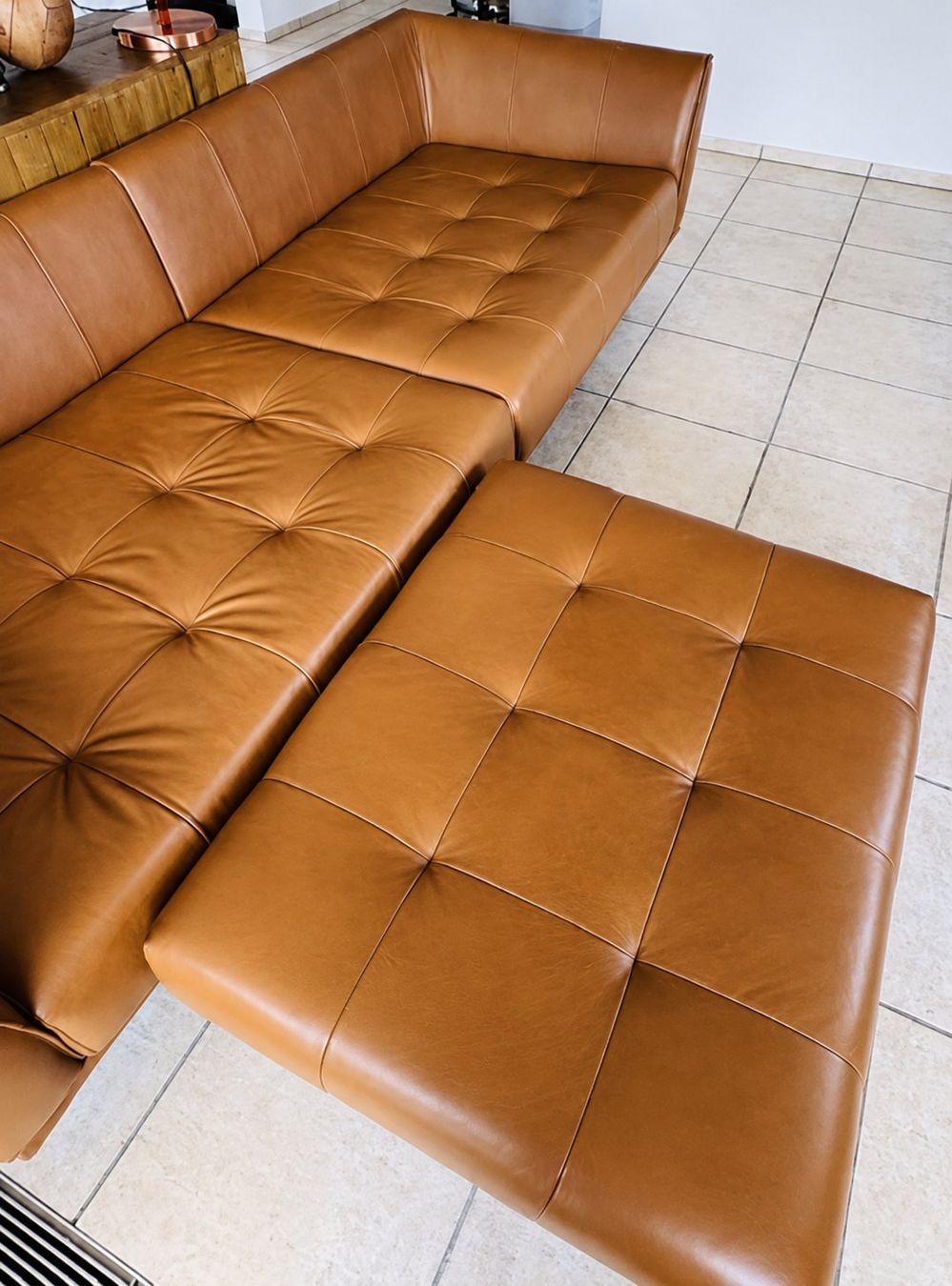 Divani: Exklusives Bigsofa - Echtleder inkl. passendem Polsterhocker – Usato da Hergiswil NW venduto da Cotswold 4