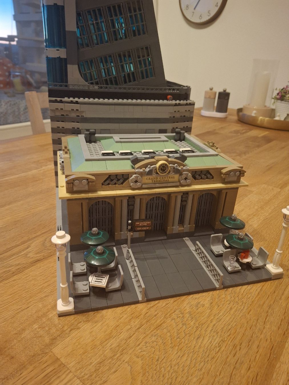 Jeux de construction: Panlos Marvel Avengers Tower 55120 – D'occasion à Zug par mike.m 1