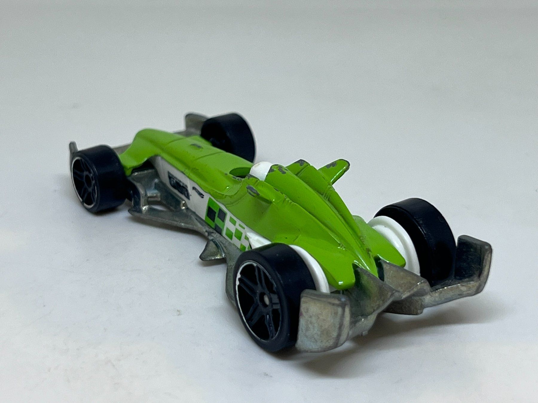 Hot Wheels Modellini d'auto: Hot Wheels F-Racer #578 – Usato da Wildegg venduto da LaaBoutique 2