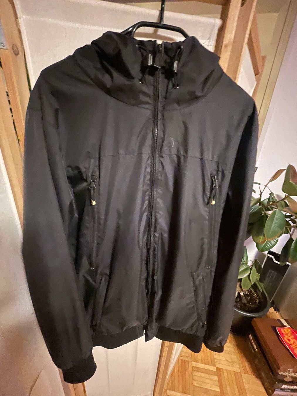 Volcom Giacche: Volcom - Veste noire mi saison – Usato da Fribourg venduto da gde_gl9n