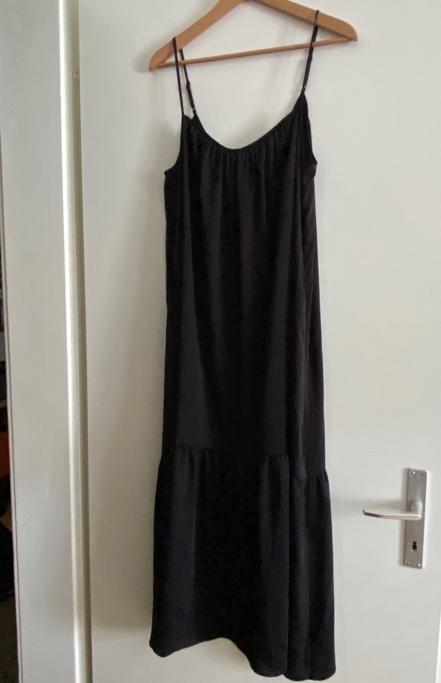 Vestiti: Luftiges, schwarzes Uniqlo Abendkleid, XL – Nuovo (secondo la descrizione) da Hölstein venduto da Cat_xj56 1