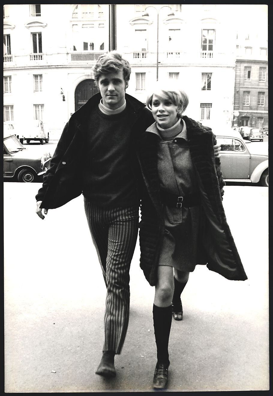 Fotografie & Manifesti: Fotografie Schauspielerin Mireille Darc  – Usato da Berlin venduto da bartko-reher