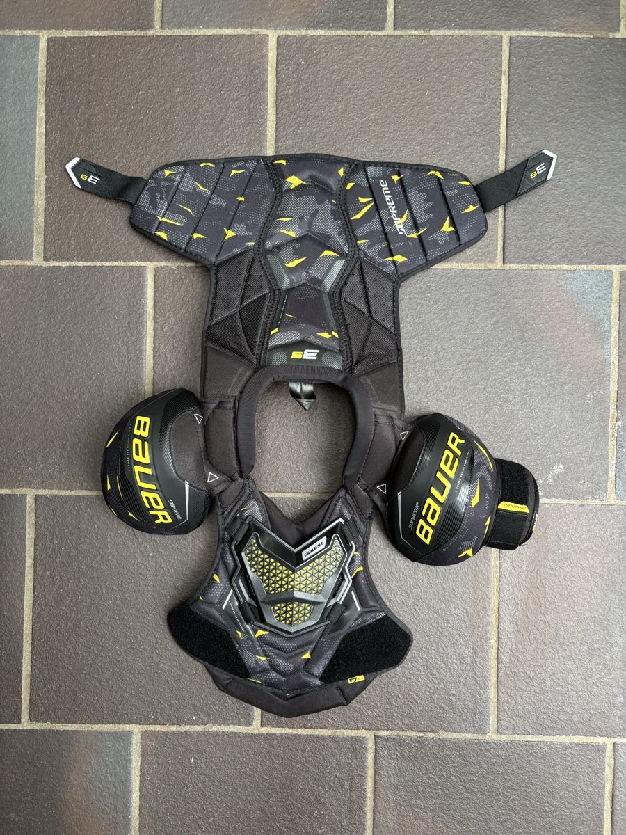 Bauer Protections: Bauer Ice Hockey Brustpanzer Gr. Medium – D'occasion à Winterthur par niemim 2