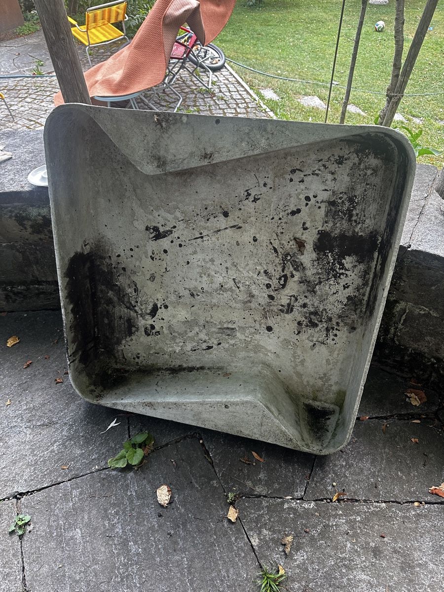Sandkasten: Willy Guhl Sandkasten Eternit – Gebraucht aus Frutigen von Huga1718 1