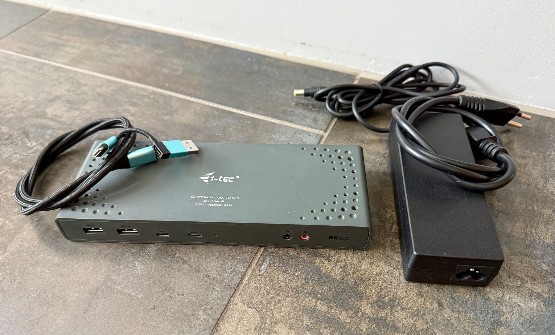 I-tec Docking station: i-tec Universal Docking Station 5k / Dual 4k – D'occasion à Oberwil BL par Gondalf61