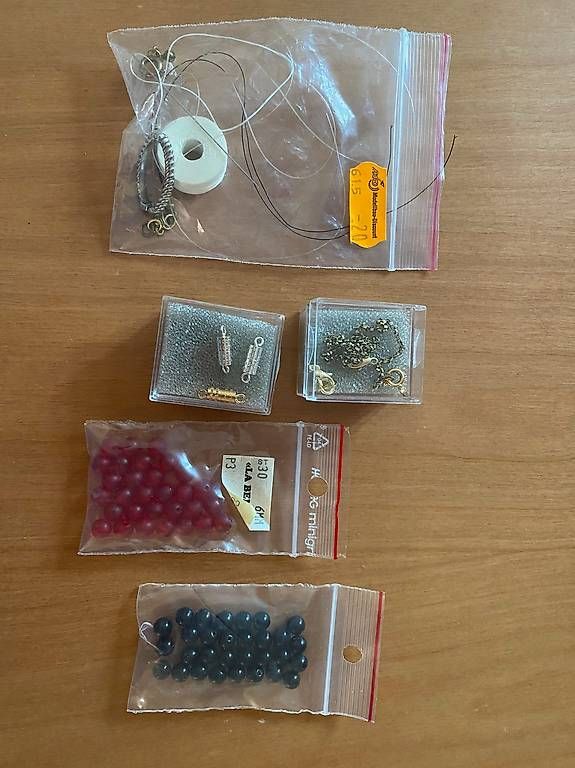 Perle (finte): Diverse Perlenketten zum Basteln – Usato da Hinwil venduto da Hiwikeb 3
