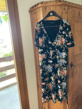 Kleid King Louie Blumenmuster Grösse M