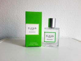 CLEAN Classic Apple Blossom
