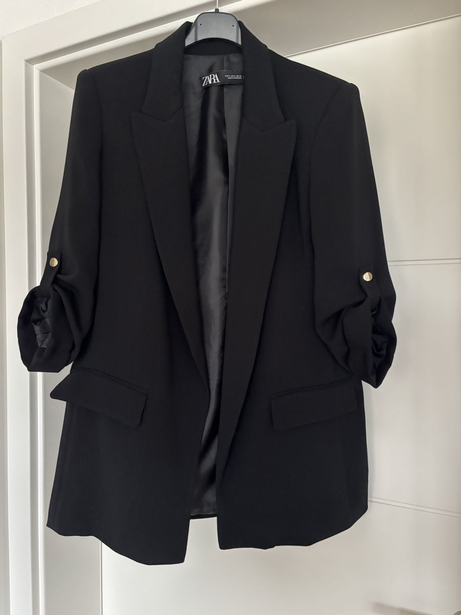 Zara Jacken: Blazer Zara T.M – Gebraucht aus Courrendlin von Sasoou07 1