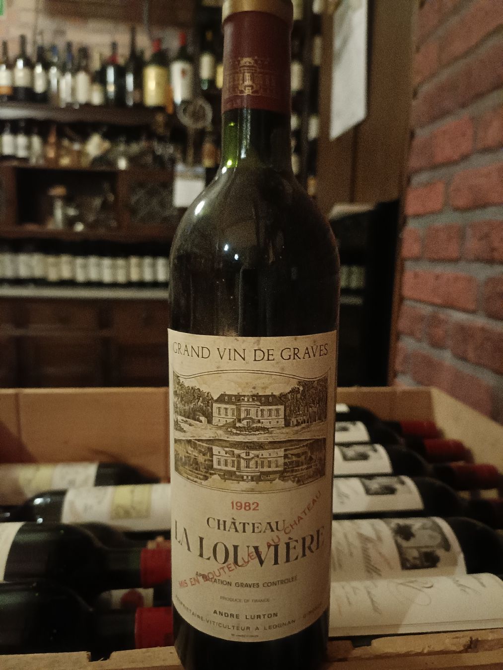 Wein: Château La Louvière 1982, Bordeaux  – Neu (gemäss Beschreibung) aus Untersiggenthal von Omegafan01