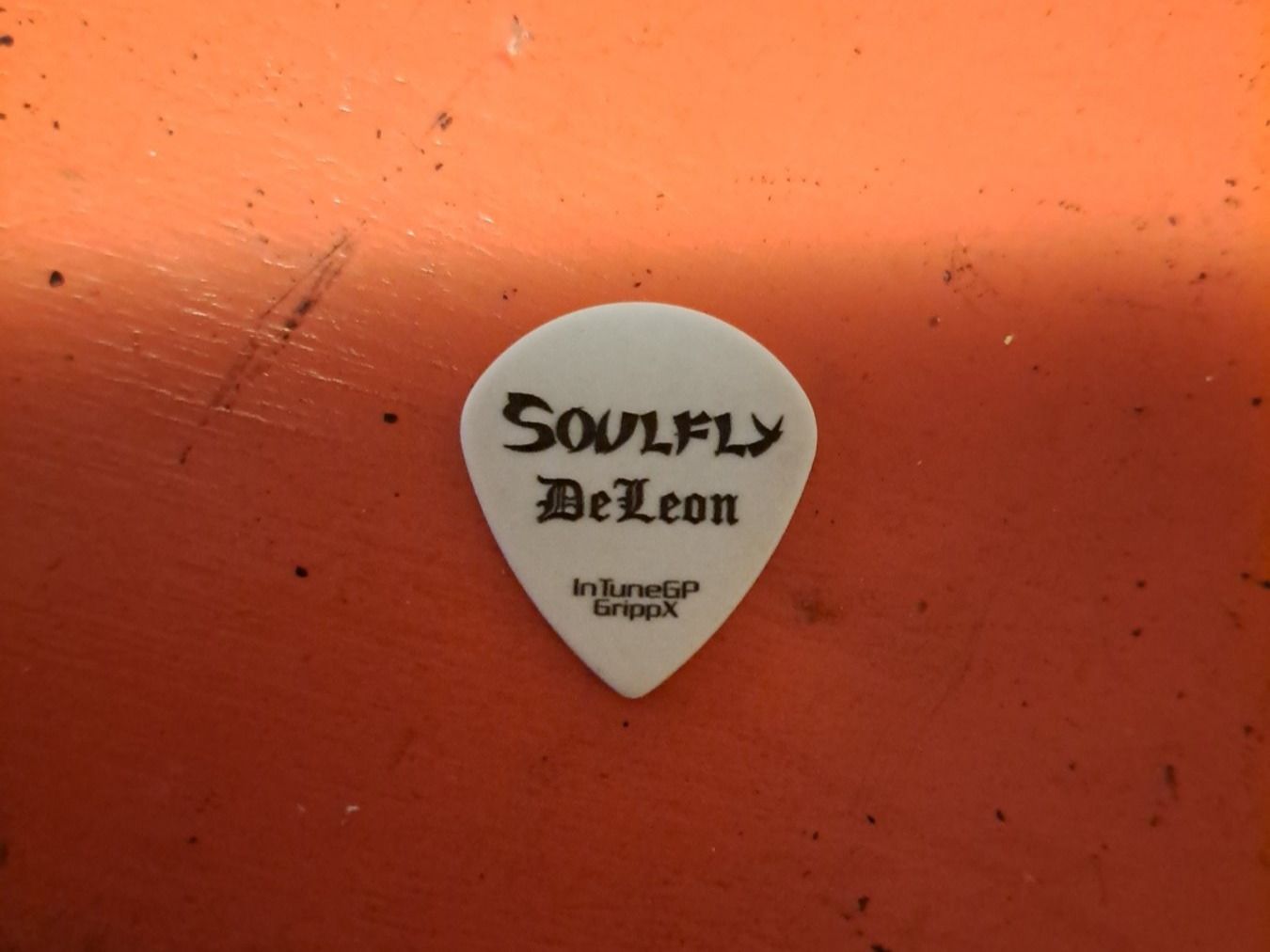Autografi: SOULFLY Guitar Pick Plektrum Mediator – Usato da Sierre venduto da ronhextall