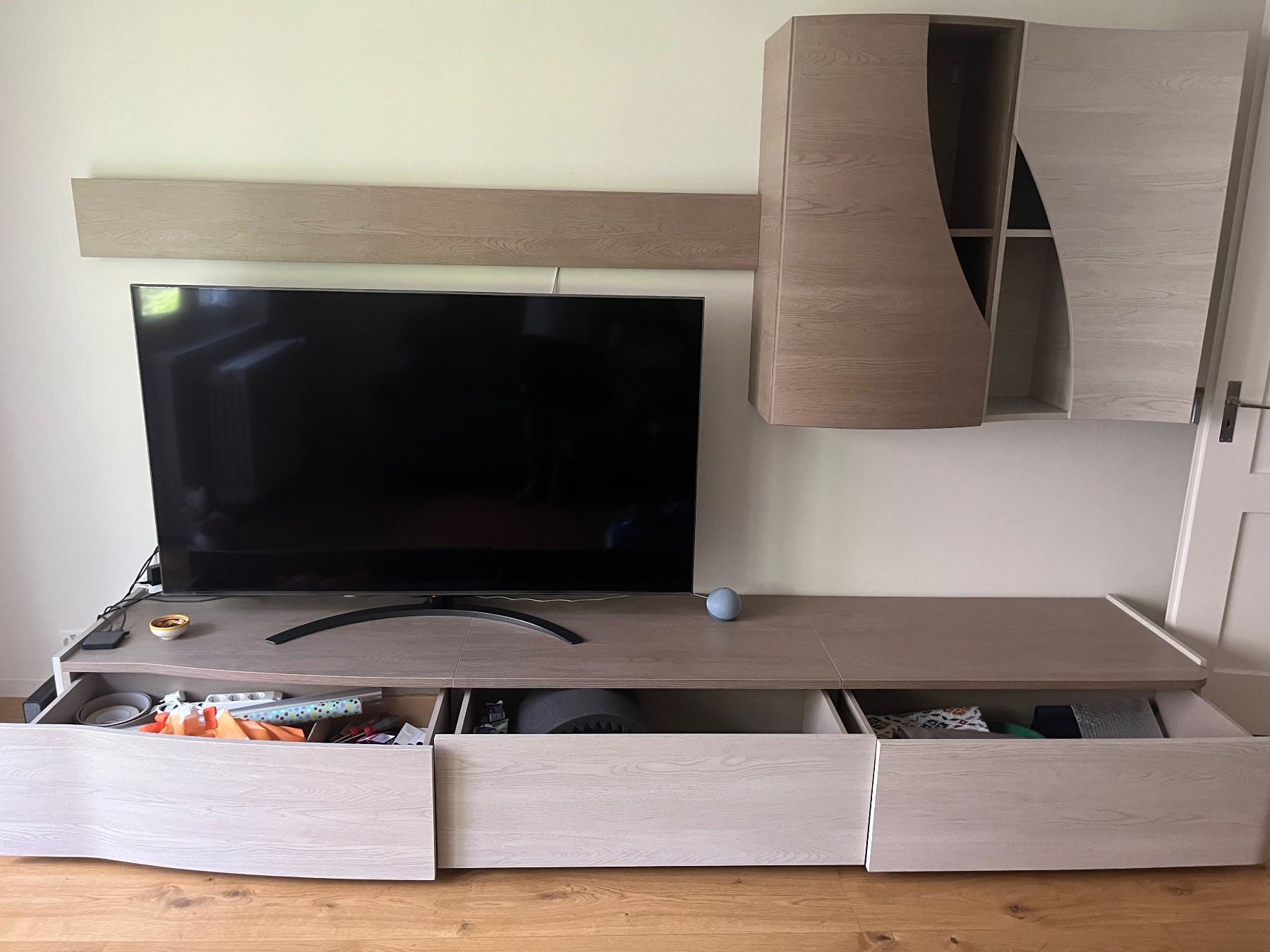 Mobili TV: Modern TV unit/wall | Made in Italy – Usato da Zurich venduto da M1k3l 1