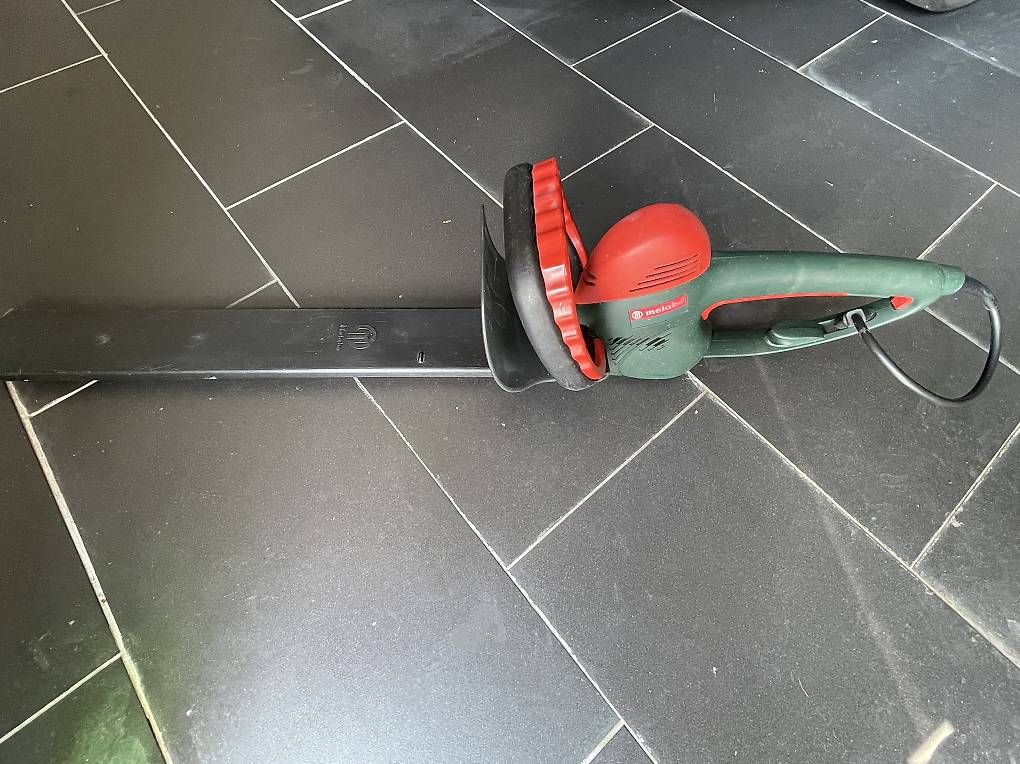 Tutti gli attrezzi: Metabo Heckenschere elektrisch - TOP Zustand – Usato da Sirnach venduto da diplomatic288 3