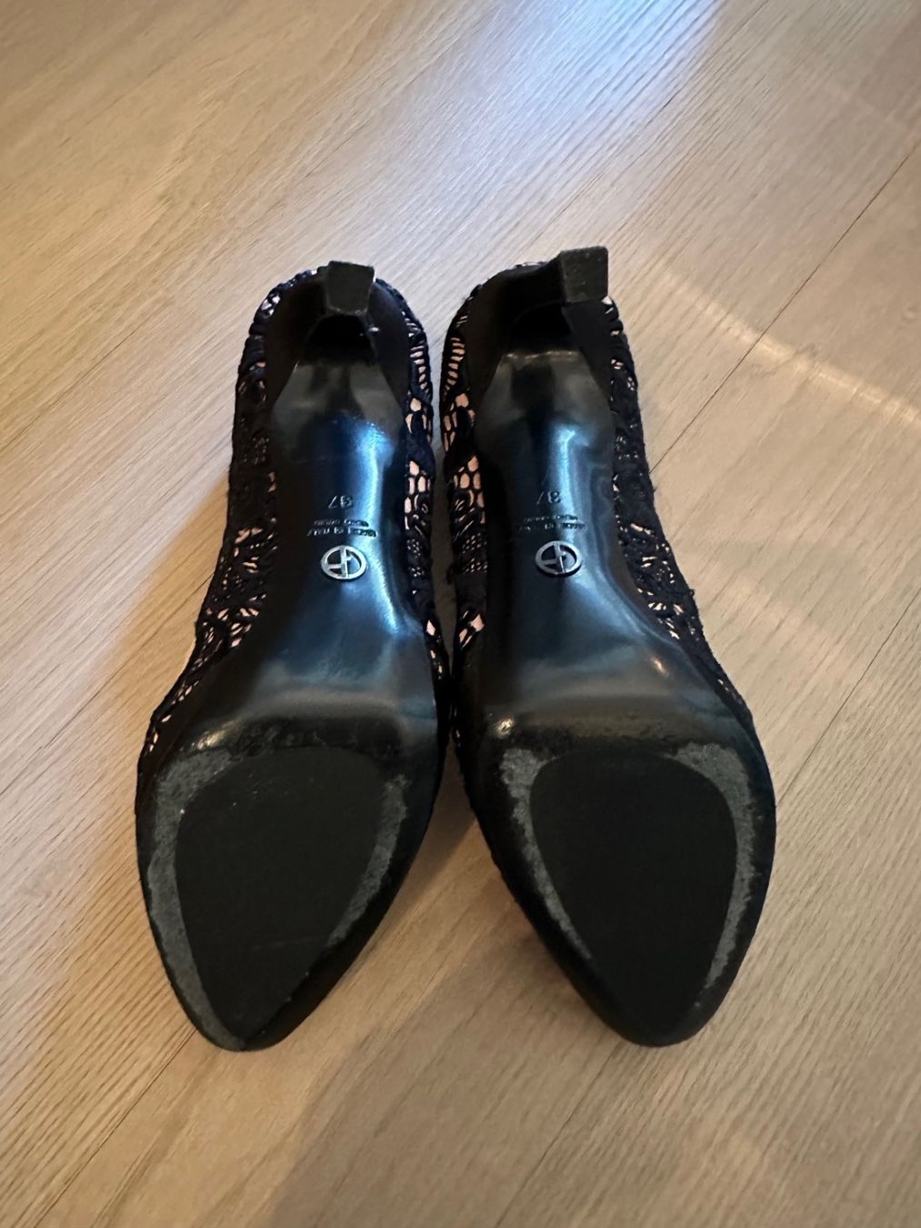 Armani Scarpe da donna: Vintage Giorgio Armani shoes – Usato da Dallenwil venduto da ZD2019 8