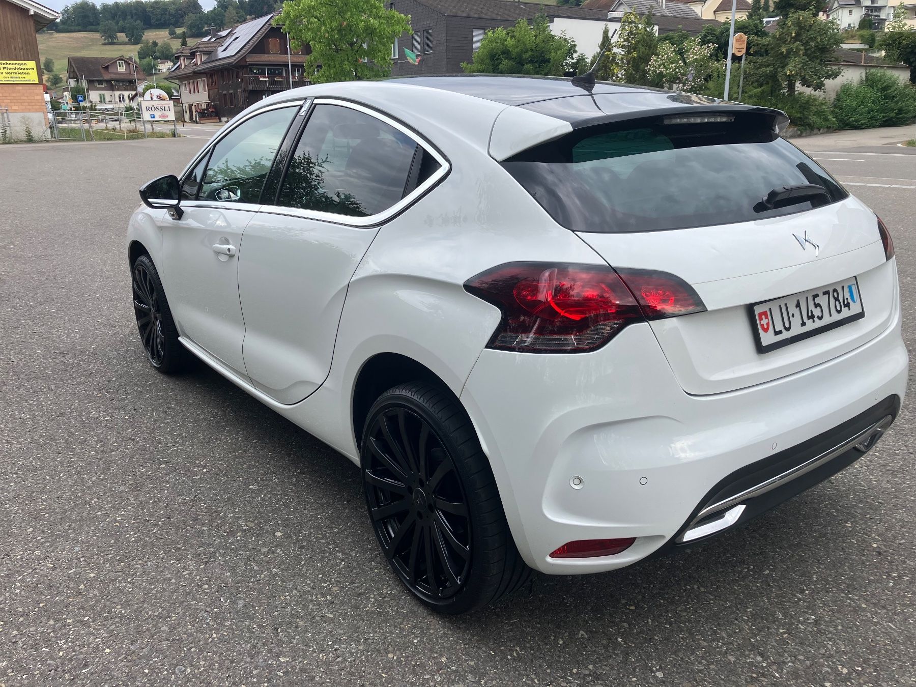 DS Automobiles Automobili: Ds4 1.2 Benzin mit 130 Ps , Schaltgetriebe – Usato da Buchs LU venduto da Rnp 3