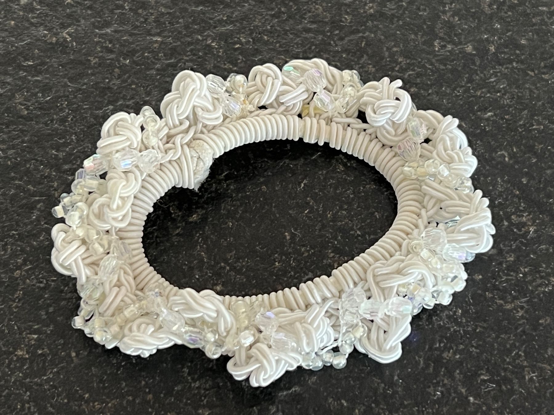 Accessori per capelli: 6x Haargummi Scrunchie Set – Usato da Büetigen venduto da Jabo 1
