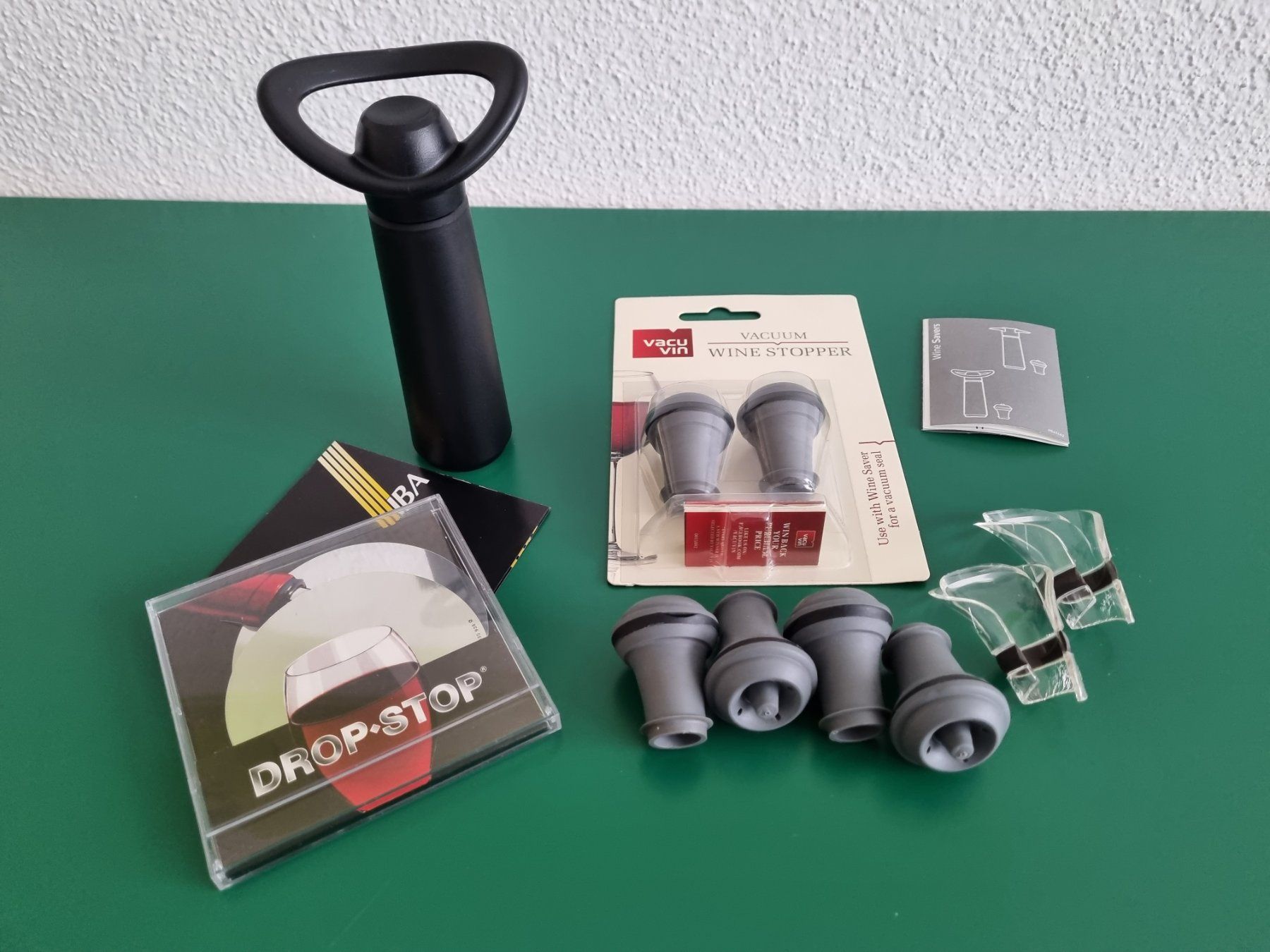 Vacu Vin Apribottiglie & Tappi per chiusura: Vacuum Wein Konvolut – Nuovo (secondo la descrizione) da Zofingen venduto da Felpa