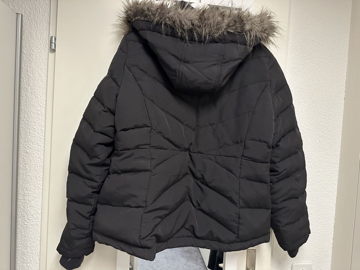Jacken: Winterjacke – Gebraucht aus Winterthur von ca__tj5n 1