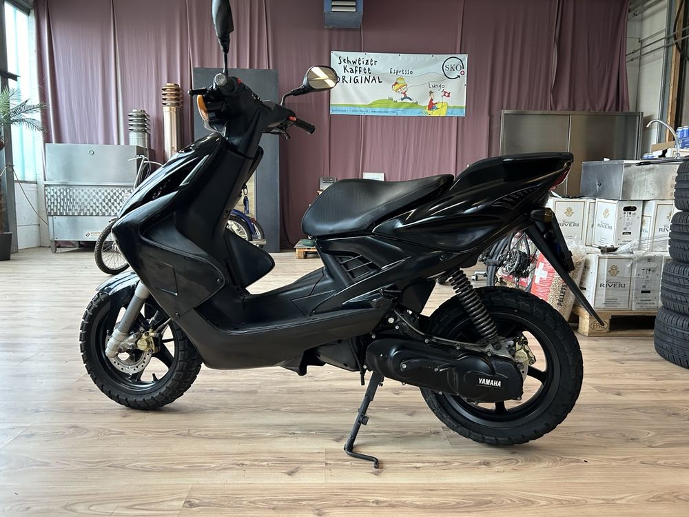 Carénage Arrière Gauche Yamaha Aerox YQ50 - Pièce D'Origine Réf. 5PE-F173X-00 Avec Logo/Sticker