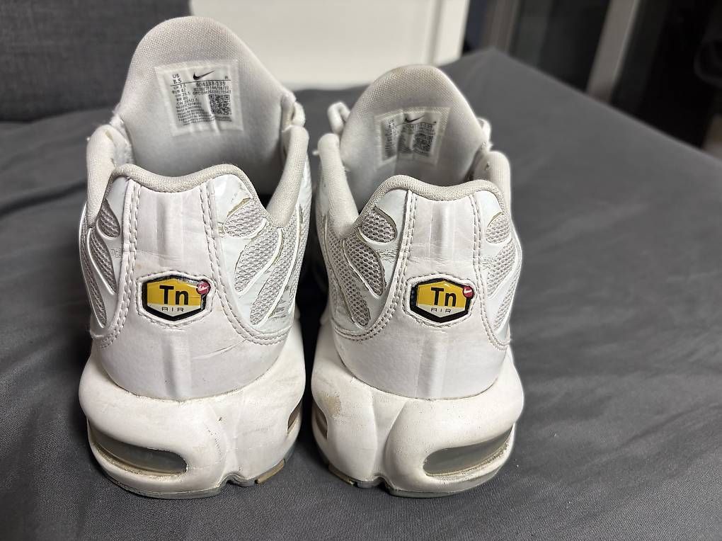 Scarpe da uomo: Nike tn 42 – Usato da Zürich venduto da usa_s8nv