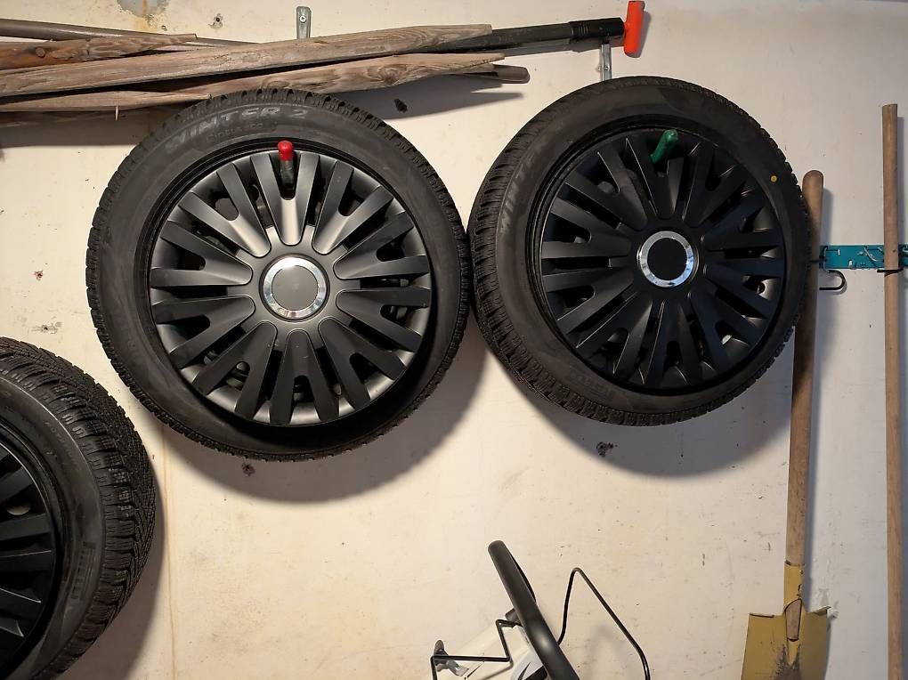 Pneus & Kompletträder: 4 Winterpneus mit Stahlfelgen – Neu und originalverpackt aus Büren an der Aare von julian20 2