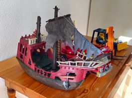 Spielzeug im Grossformat