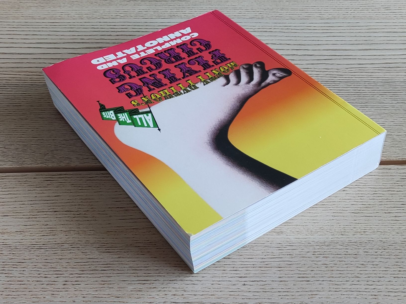 Bücher: Monty Python's Flying Circus: Complete and Annotated – Gebraucht aus Schaffhausen von philscardstore 3