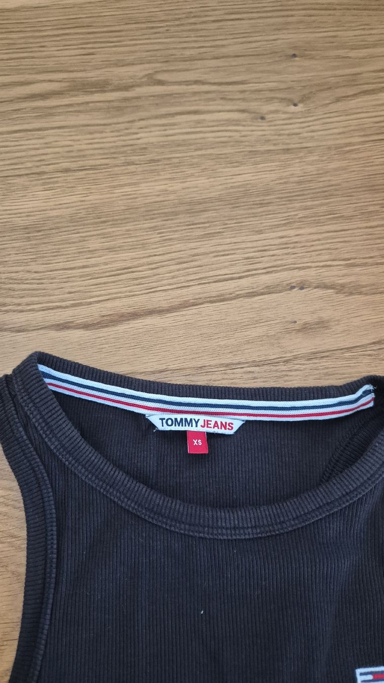 Tommy Hilfiger Top: Tommy Hilfiger Top, schwarz – Usato da Feusisberg venduto da cts_55rn 2